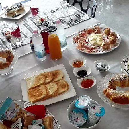 Alojamento de Acomodação e Pequeno-almoço Decimo Piano *